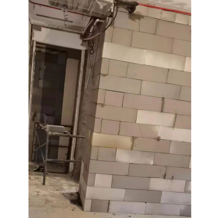 轻质砖工程与建筑砌块销售 绿色建材的发展之路